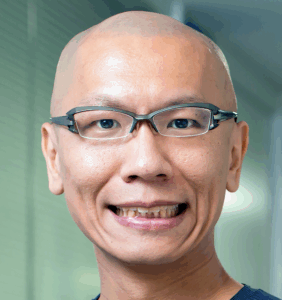 柏崎 礼生氏の顔写真