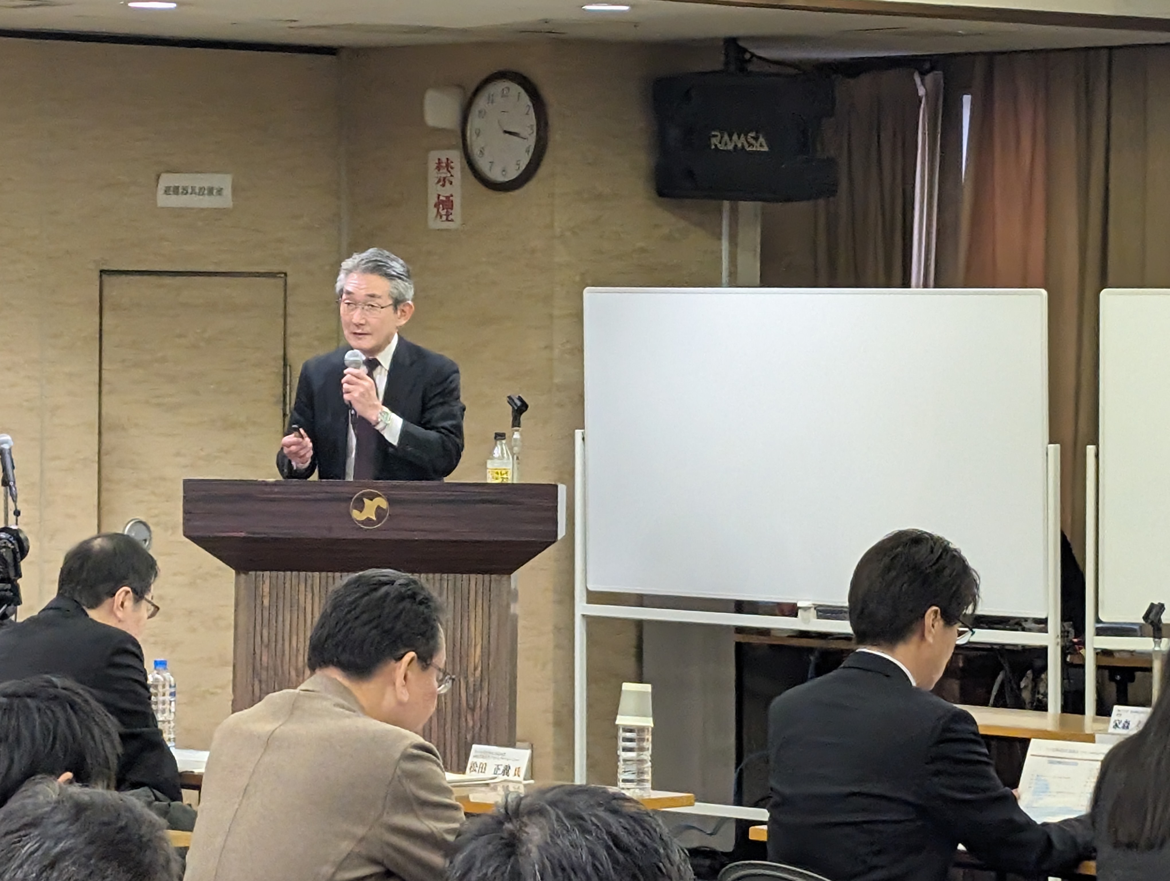 広報写真（松田統括）