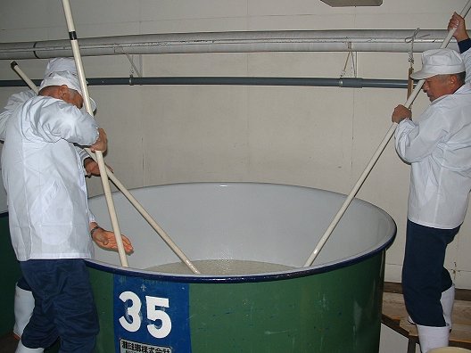 日本酒醸造の様子