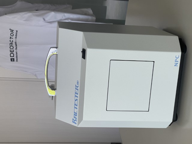 細菌検査を可視化する「バクテスター」