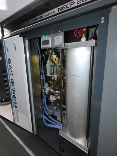 ＧＥＮＥーＢＡＳＥは内部を5つのBOX構造にした（写真はガス発生室）