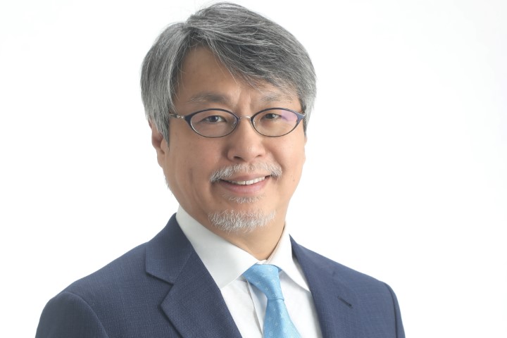 外部環境に左右されないよう山本社長は自主開発を決めた