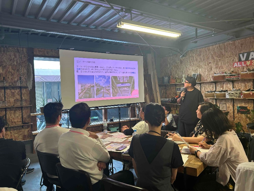 民間目線での商店街・まちとの関わり方を話す小川さん