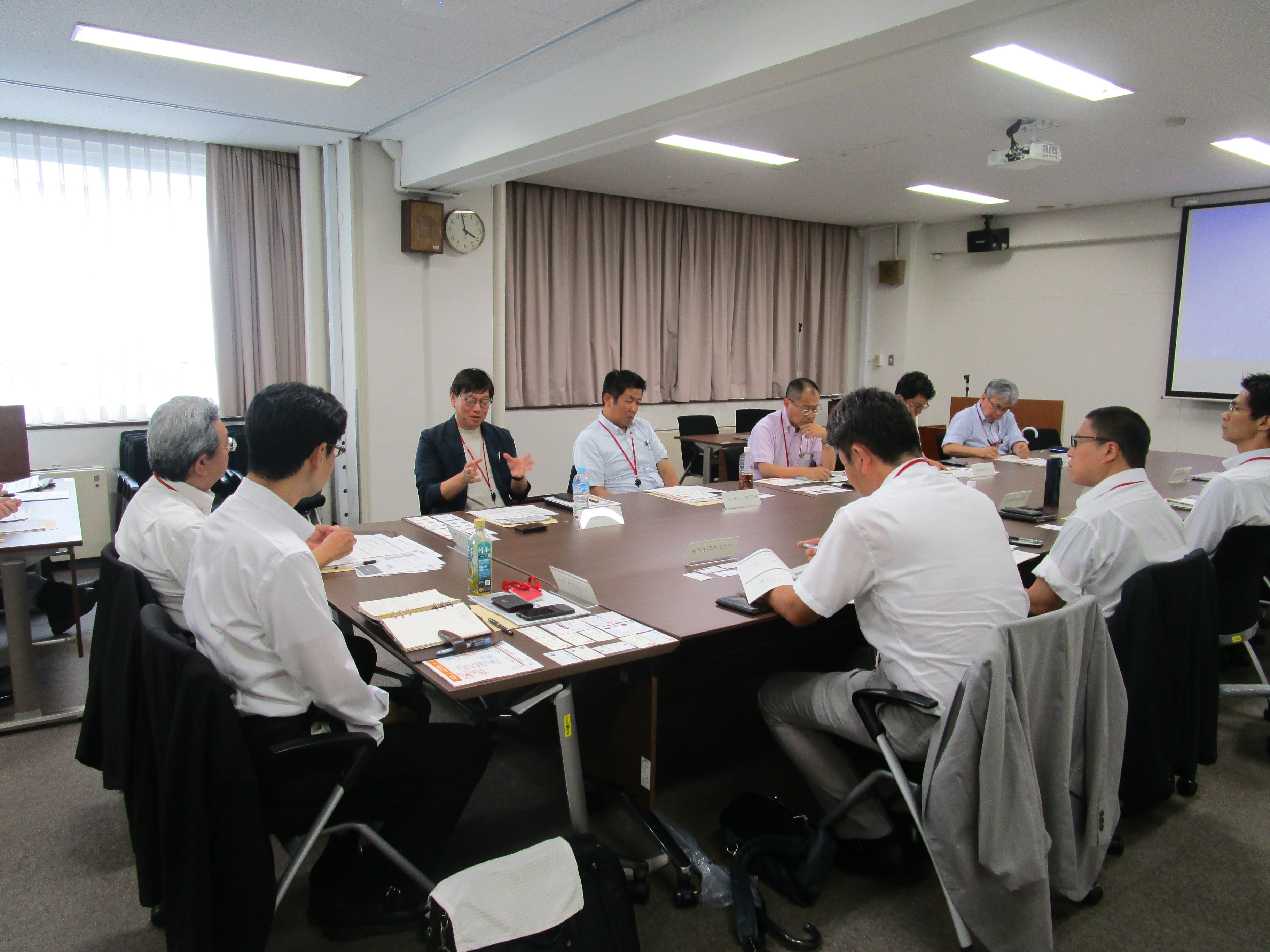 ワイガヤ会議様子3