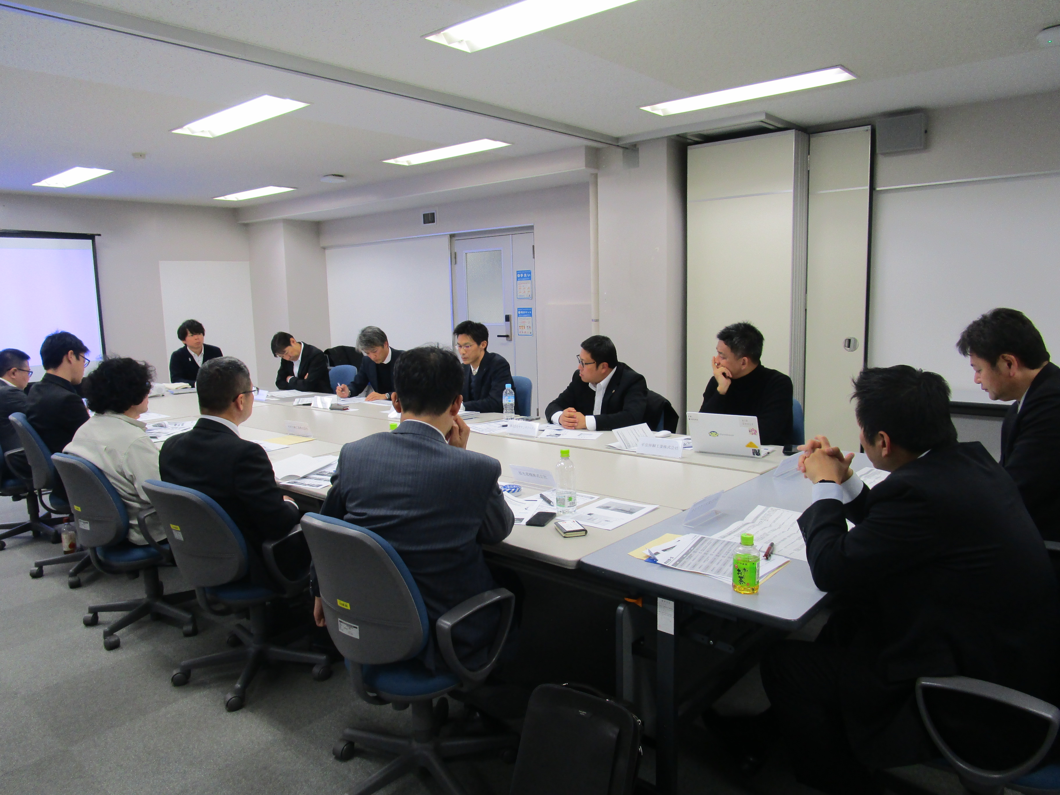 ワイガヤ会議様子4