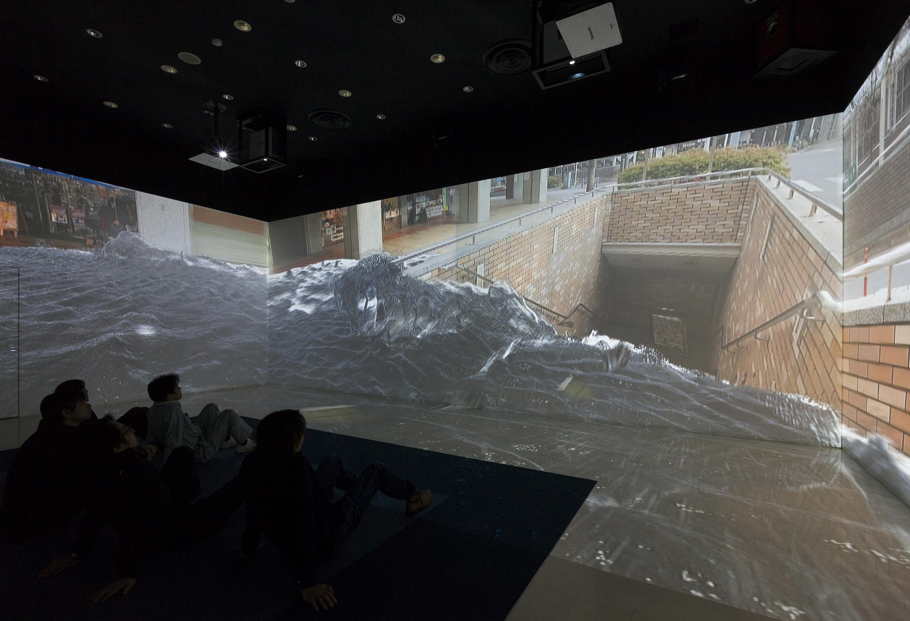 Tsunami/Storm Surge Disaster Prevention Station